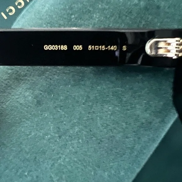 NWT GUCCI SUNGLASSES💗💗💗 - Picture 4 of 4